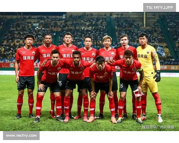 足球俱乐部转会成功案例分析如何助力球队实力提升与未来发展